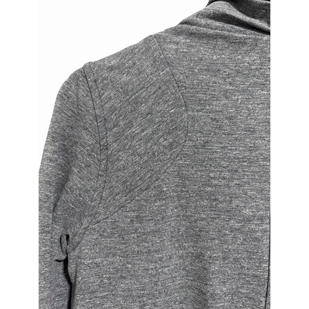 Lululemon That's A Wrap‎ Sweater Jacket Heathered Snow Slub Coal Women's Size 4